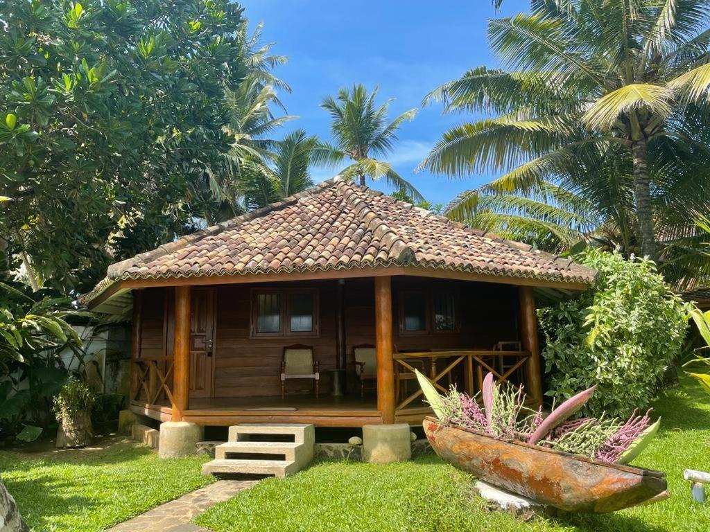 Rockside Cabanas Hotel Унаватуна Екстериор снимка