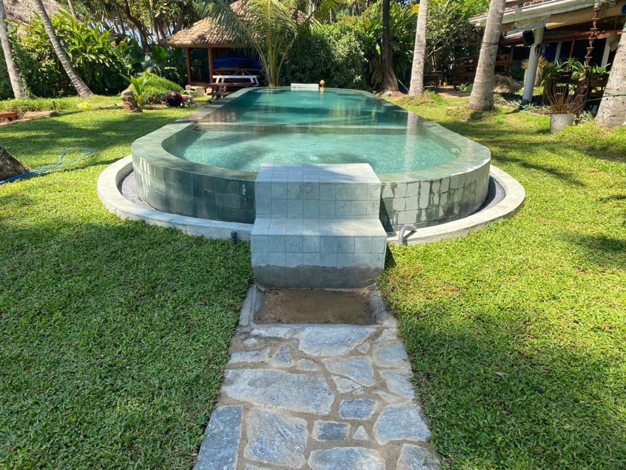 Rockside Cabanas Hotel Унаватуна Екстериор снимка